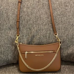 Michael Kors Crossbody - Almost Brand New!